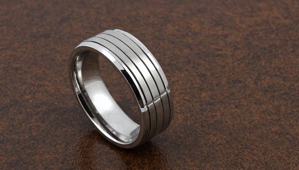 Bague acier inoxydable pas cher : style durable à petit prix
